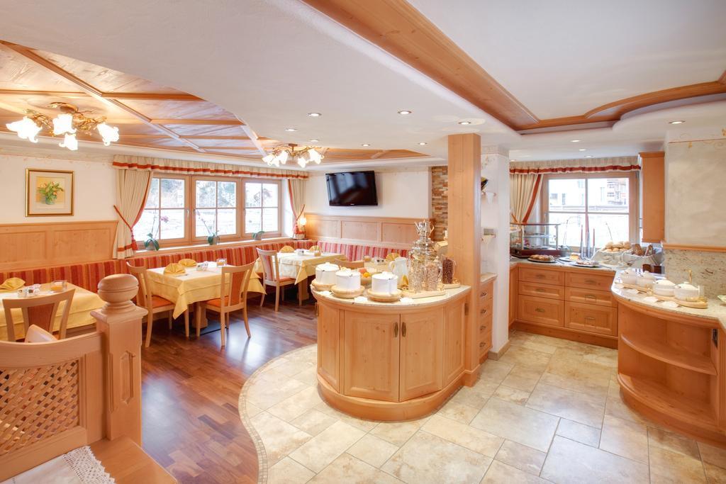 Residence Forcelles San Cassiano  Εξωτερικό φωτογραφία