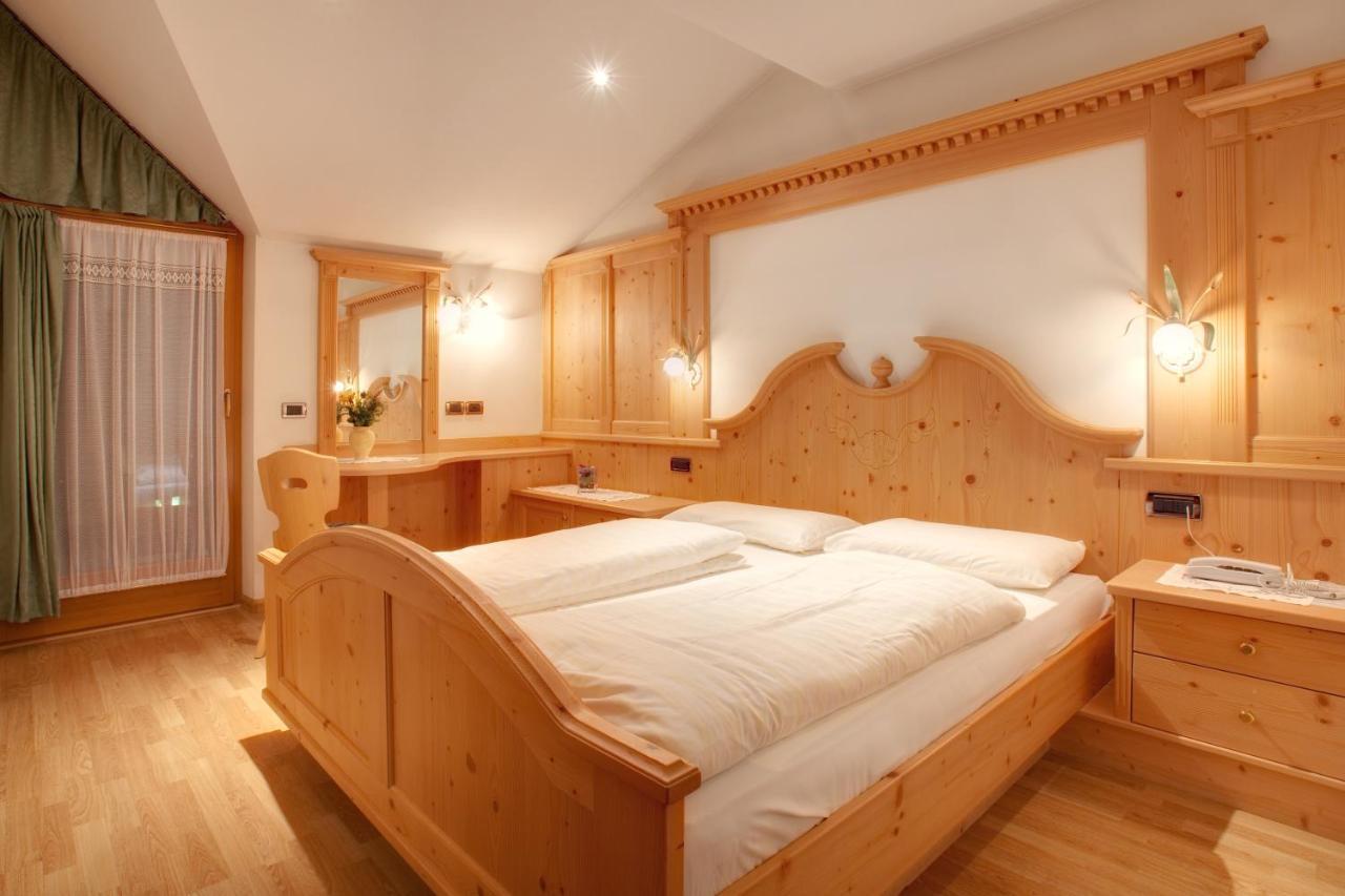 Residence Forcelles San Cassiano  Εξωτερικό φωτογραφία